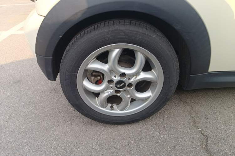 Used MINI 2011 1.6L COOPER Fun
