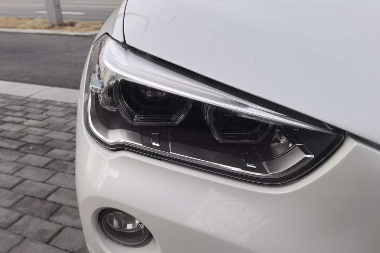 Used BMW X1 2018 xDrive20Li Luxury Edition Right Front Headlight