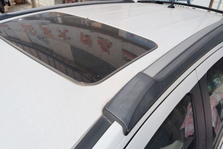 Used Buick Encore 2015 1.4T Automatic Two-Wheel Drive Urban Elite Version
