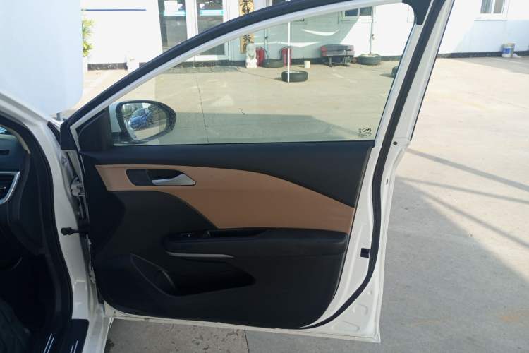 Used Chevrolet Monza 2022 320 Automatic Enjoyment Sunroof Version