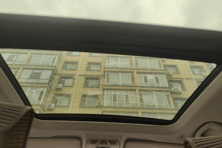 Used BMW X1 2016 sDrive20Li Luxury Model Headliner