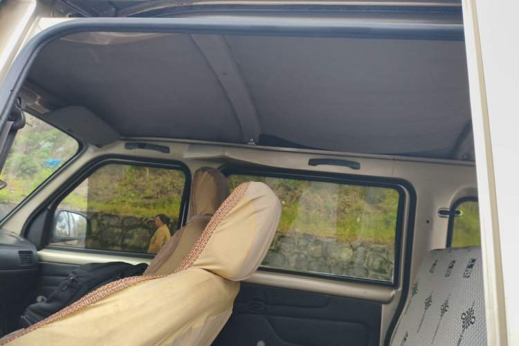 Used Wuling Rongguang 2014 1.2L S Base Model
