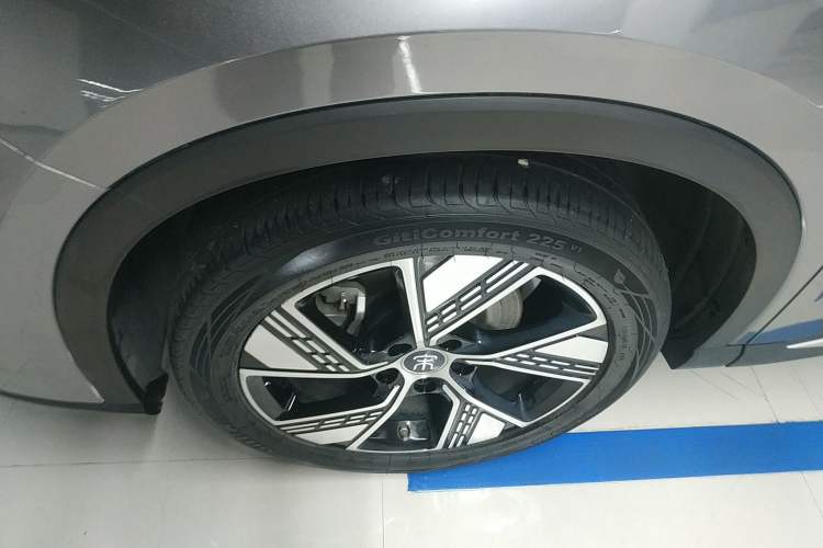 Used BYD Song Pro New Energy 2024 HONOR Edition DM-i 110KM Excellence Model
