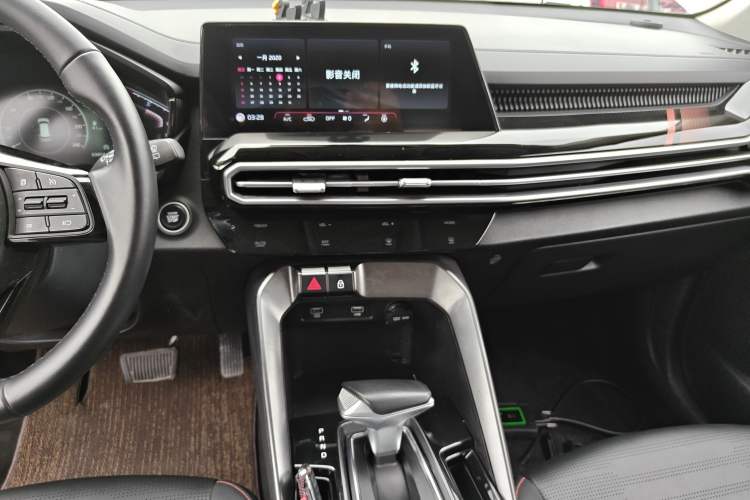 Used Kia Sportage R 2021 Ace 2.0L Challenge Edition Audio And AC Panel