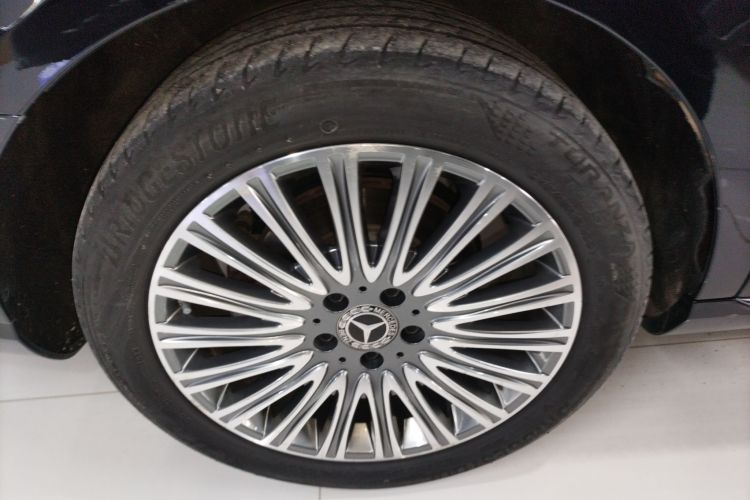 Used Mercedes-Benz E-Class 2023 Facelift E 260 L