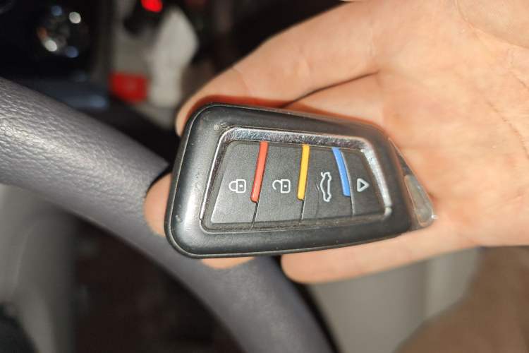 Used HYOSOW H3 2016 H3F 1.5L Manual Prestige Edition Vehicle Key