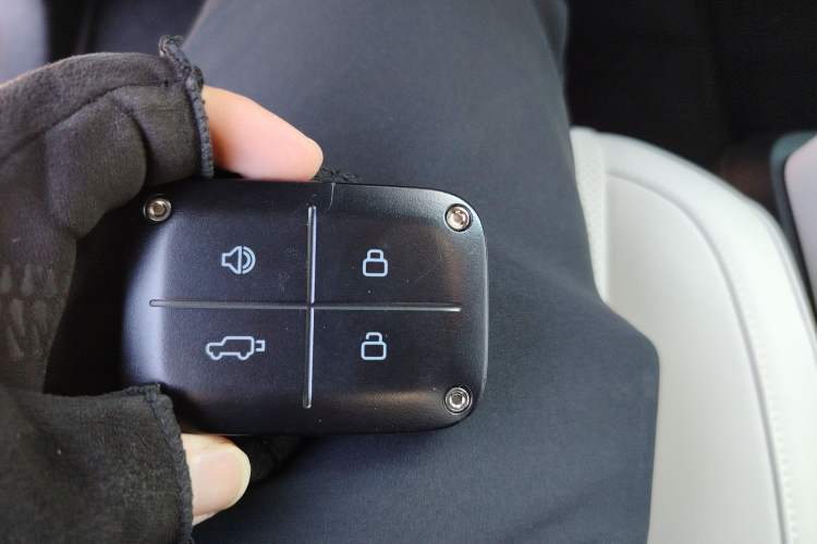 Used iCAR V23 2025 501 Four-Wheel Drive Intelligent Driving Version