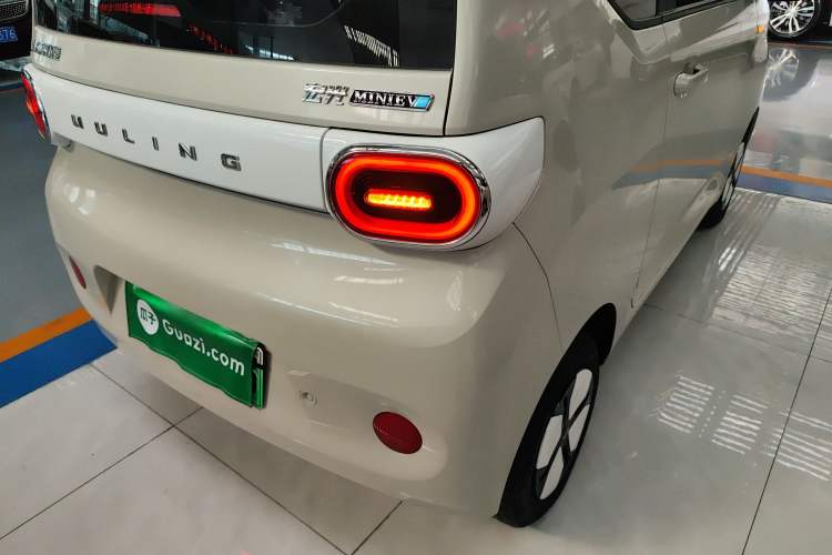 Used Wuling Hongguang MINIEV 2024 3rd Generation 215km Advanced Version