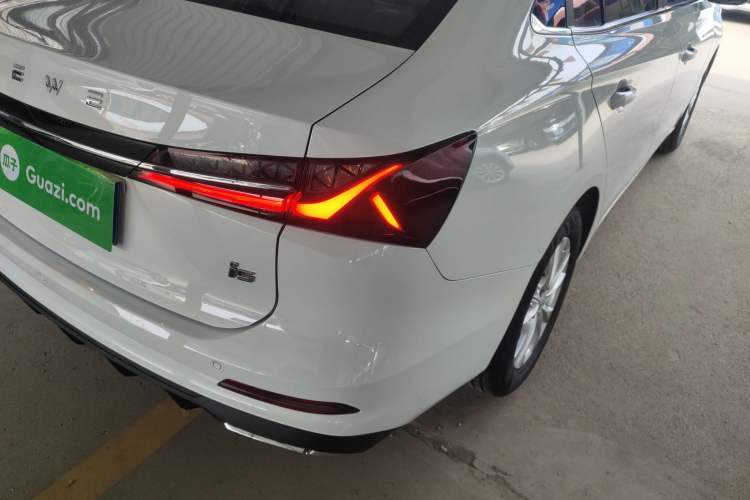 Used Roewe i5 2023 1.5L CVT Luxury Edition
