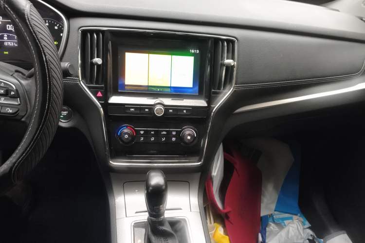 Used Roewe RX5 2018 20T Two-Wheel Drive Automatic Flagship Edition