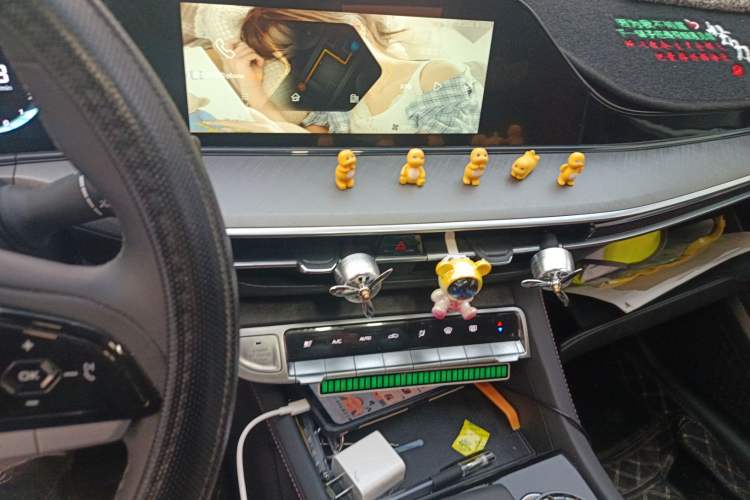 Used Changan Eado 2024 PLUS Blue Whale NE 1.4T GDI DCT High-Energy Edition