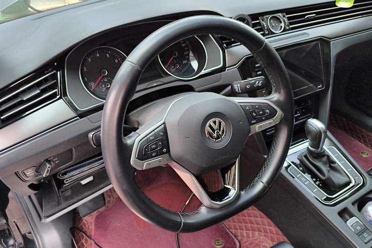 Used Volkswagen Magotan 2020 330TSI DSG Leading Model
