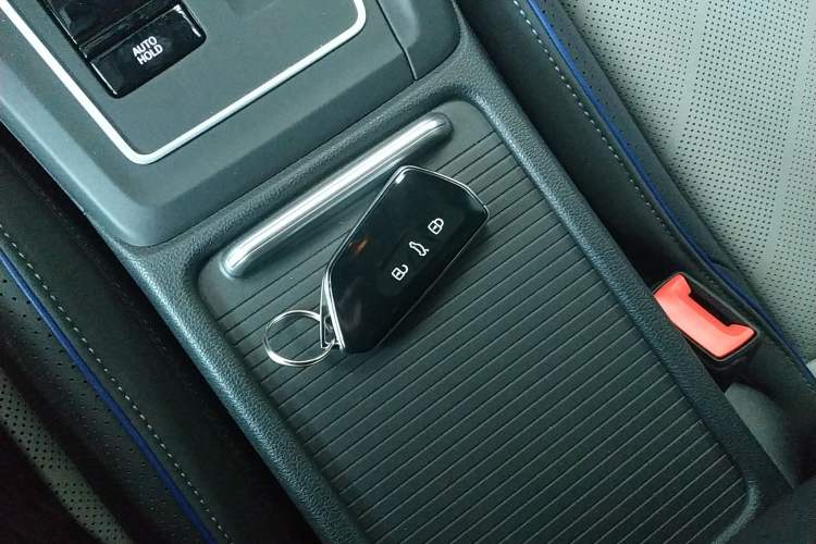 Used Volkswagen Golf 2025 300TSI R-Line