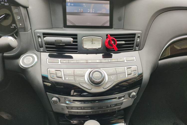 Used Infiniti Q70 2017 Q70L 2.5L Elite Edition
