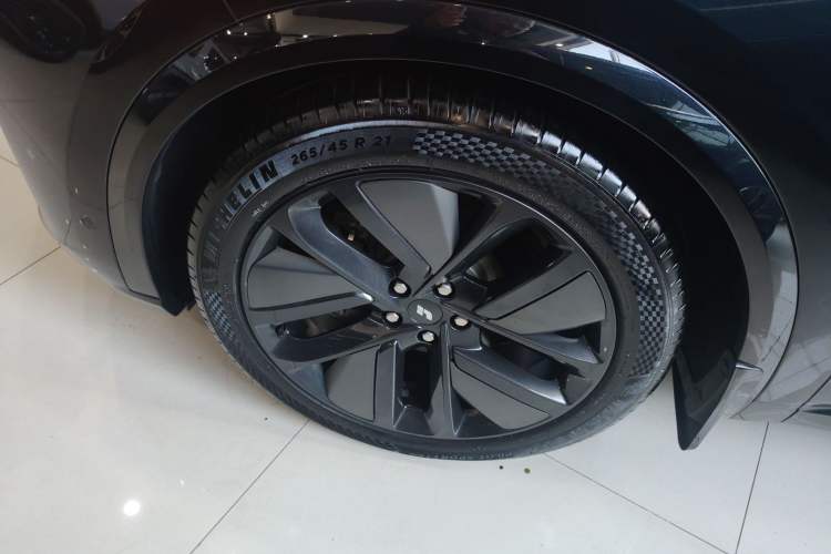 Used Li Auto L9 2022 Max model