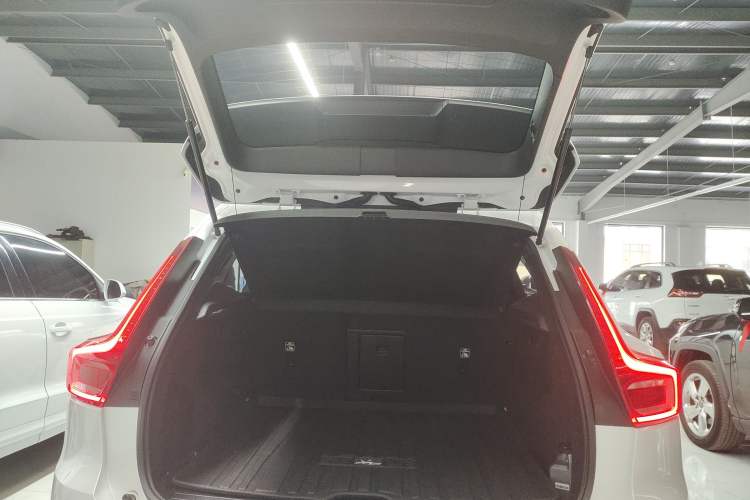 Used Volvo XC40 2021 T3 Zhiyuan Luxury Edition
