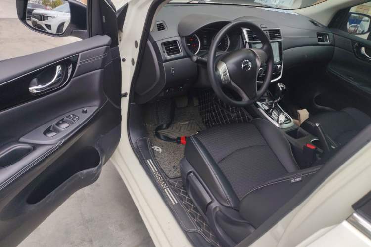 Used Nissan Tiida 2019 1.6L CVT Smart Drive Version China VI Standard
