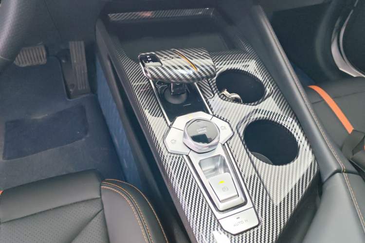 Used CHANGAN UNI-V 2024 1.5T Prestige Edition
