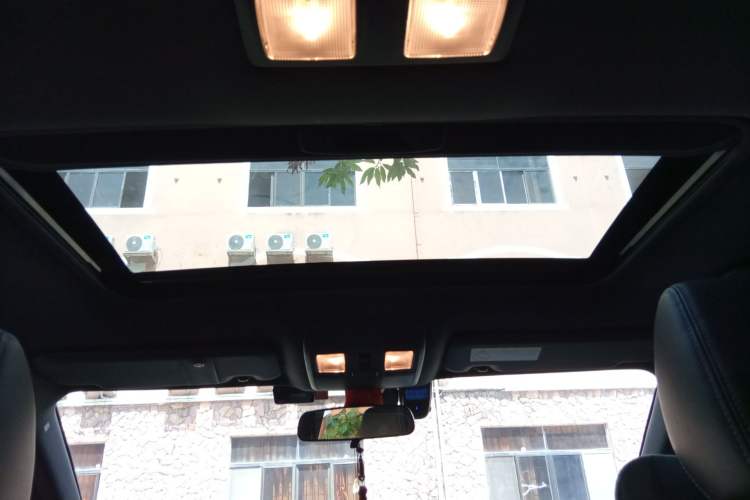 Used Mazda CX-4 2018 2.0L Automatic Two-Wheel Drive Blue Sky Premium Upgrade Version China V Standard