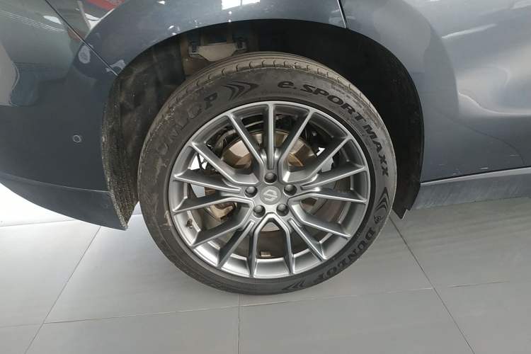 Used Leapmotor C10 2024 210 LiDAR Version Right Rear Wheel Hub