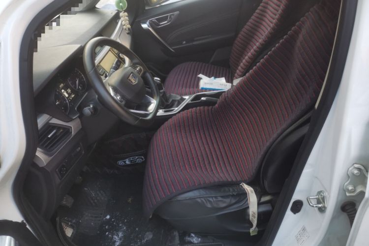 Used Geely Auto Vision X3 2019 Upgraded Model 1.5L Manual Elite Version
