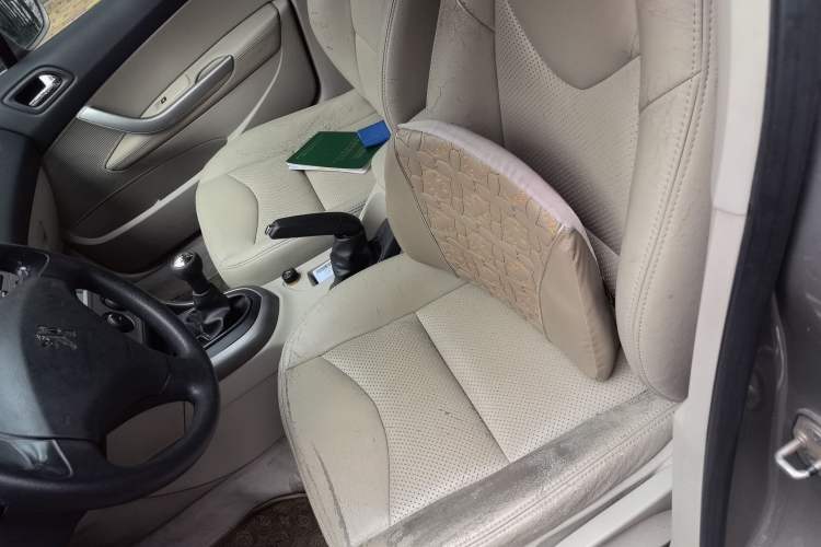 Used Peugeot 408 2011 2.0L Manual Comfort Edition