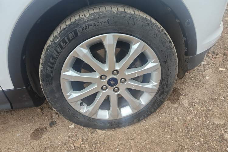 Used Ford Kuga 2015 2.0L GTDi Four-Wheel Drive Prestige Model