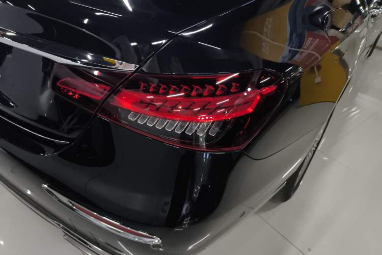 Used Mercedes-Benz E-Class 2022 Second Facelift E 300 L Luxury Edition