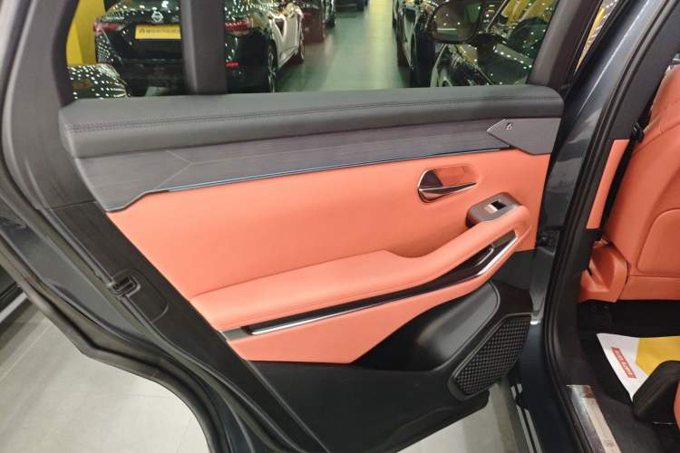 Used BYD Tang L 2025 EV 600KM All-Wheel-Drive LiDAR Flagship Model Interior 8