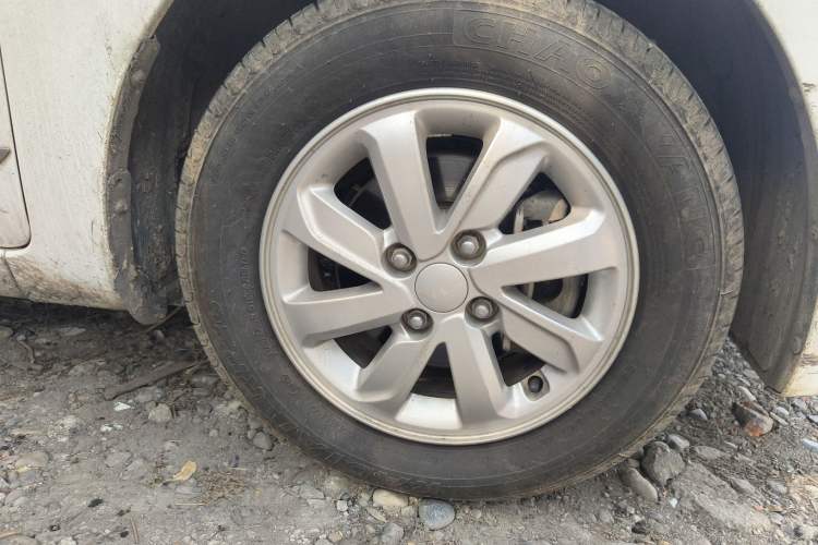 Used Kia K2 2015 Sedan 1.4L MT GLS