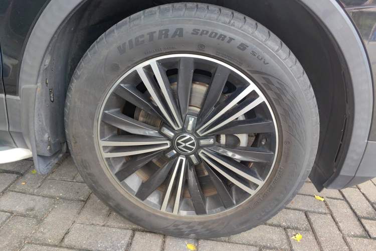 Used Volkswagen Tiguan L 2021 330TSI Automatic Two-Wheel Drive Smart Edition Right Front Wheel Hub