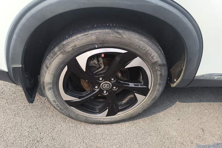 Used CHANGAN CS85 COUPE 2019 2.0T Automatic Version China V Standard Right Rear Wheel Hub