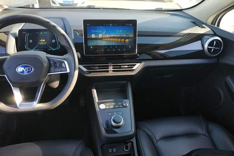 Used BYD S2 2019 Smart Standard Version
