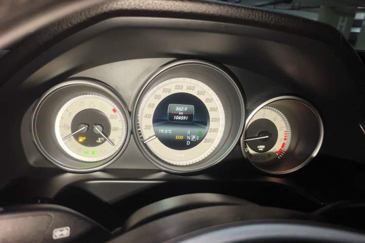 Used Mercedes-Benz E-Class 2015 E 260 L Sport Luxury Model