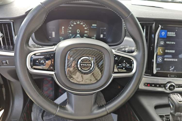 Used Volvo S90 2018 T4 Zhiyi Edition