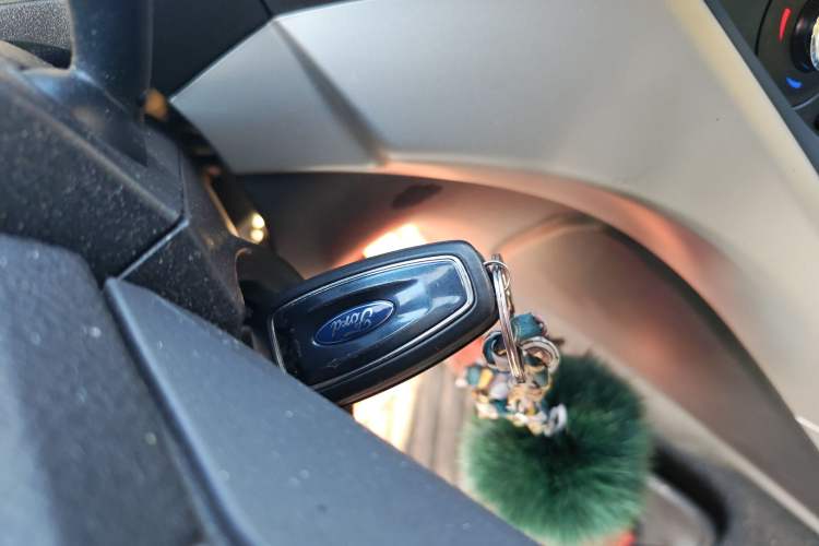 Used Ford Kuga 2015 1.5L GTDi Two-Wheel Drive Fashion Edition
