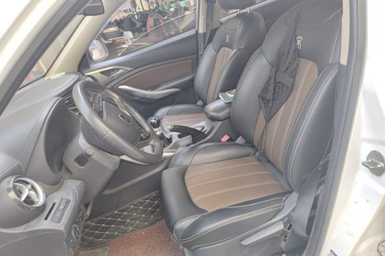 Used BYD Song 2016 GaiShi Edition 1.5TI Manual Elite Model
