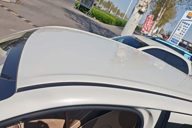 Used Wuling Hongguang MINIEV 2025 Four-Door Version Advanced Edition Roof