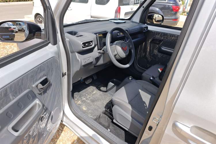 Used Wuling Zhiguang New Energy 2025 Comfort Model Driver Seat