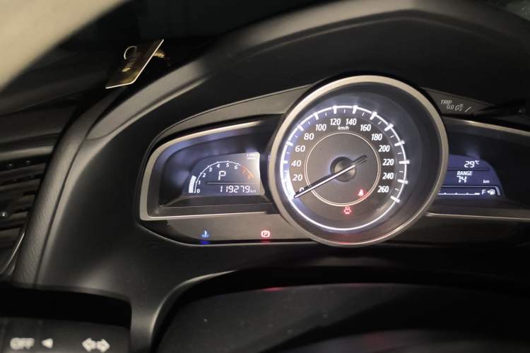 Used Mazda CX-4 2016 2.0L Automatic 2WD Blue Sky Dynamic Edition