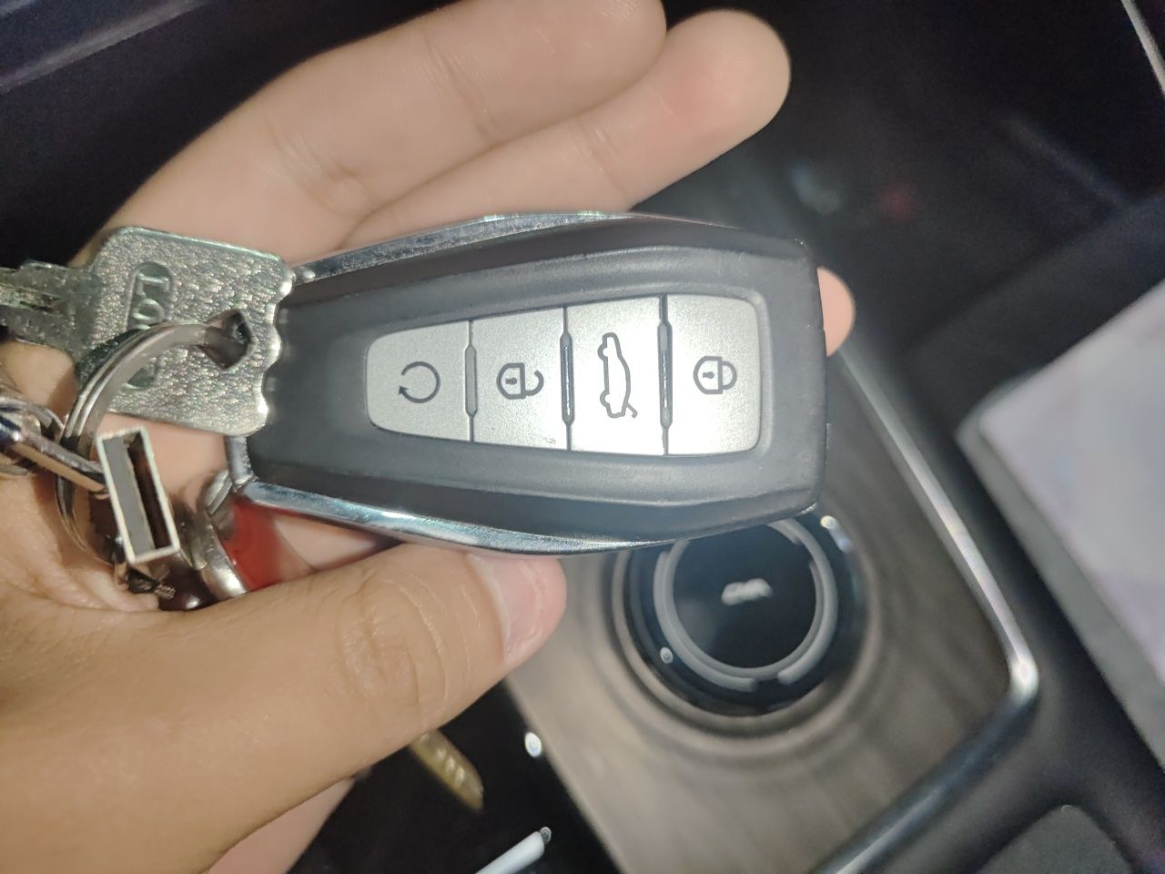 Geely Auto Monjaro L 2025 Dongfang Yao 2.0TD Automatic Lanxing Edition — снимка 20
