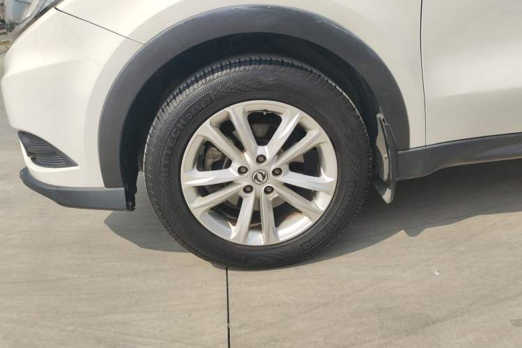 Used Dongfeng Fengon 580 2016 1.8L Manual Comfort Model
