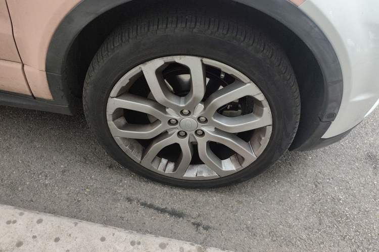 Used Land Rover Range Rover Evoque 2018 240 PS SE DYNAMIC Smart Edition
