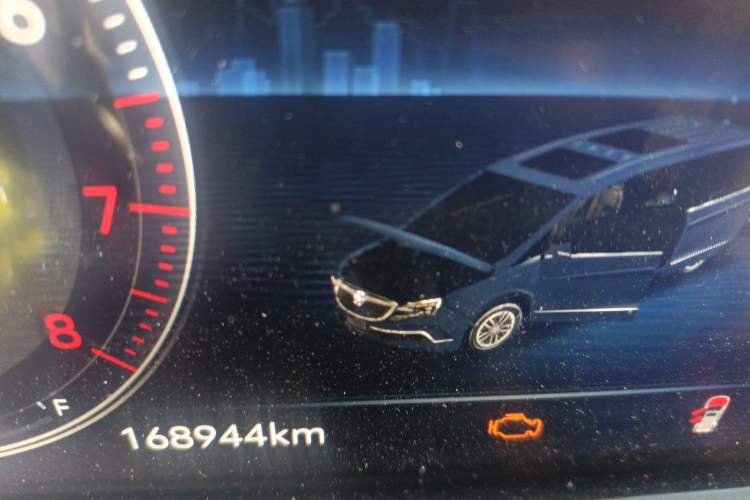 Used Buick GL8 2021 ES Landtrek 653T Comfort Edition Odometer Close Up