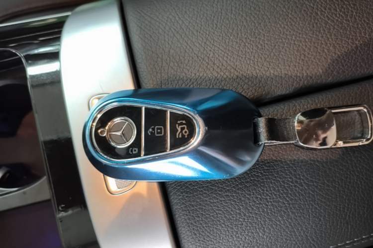 Used Mercedes-Benz C-Class 2024 C 200 L Sport Edition Interior 1