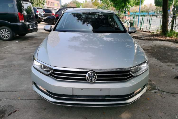 Used Volkswagen Magotan 2019 330TSI DSG Luxury Version China VI Standard
