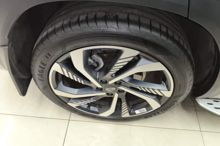 Used Geely Auto Monjaro L 2024 2.0TD High-Power Automatic Two-Wheel Drive Skyline Edition Exterior 5