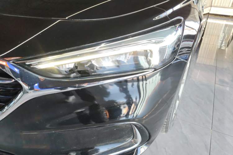 Used Buick LaCrosse 2021 652T Luxury Model
