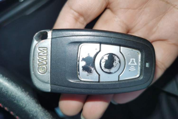 Used Haval H6 2015 Upgraded Model 1.5T Manual Two-Wheel Drive Elite Version Interior 1