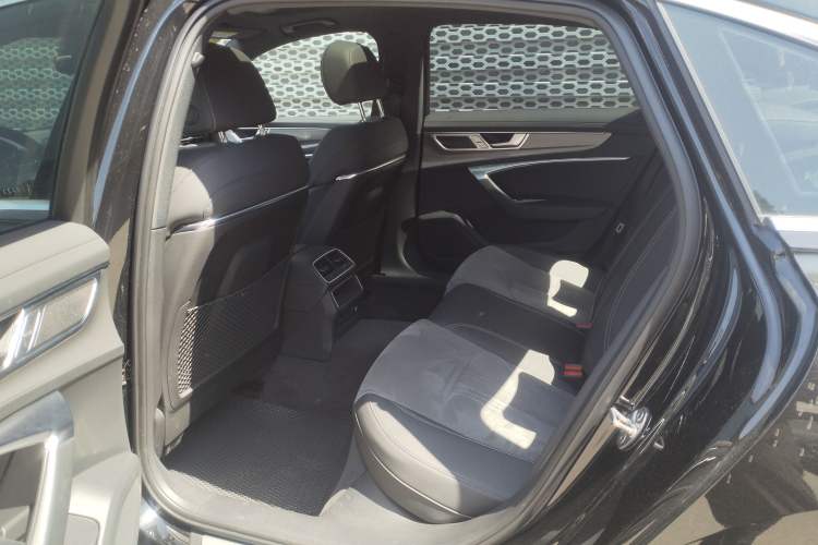 Used Audi A6L 2024 40 TFSI Luxury Dynamic Edition Left Rear Seat